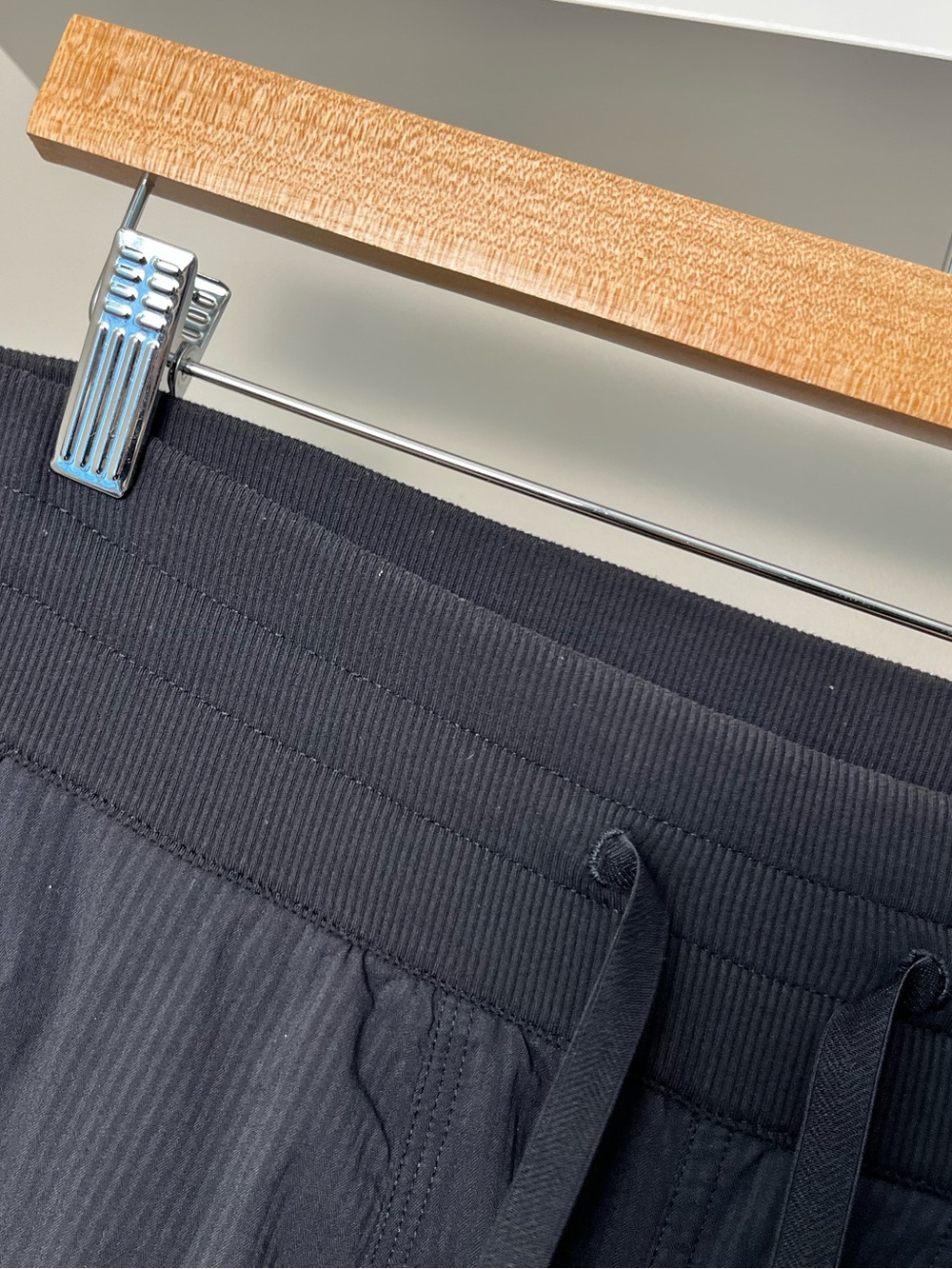 Lululemon Studio Crop Pants - Picture 9 of 10